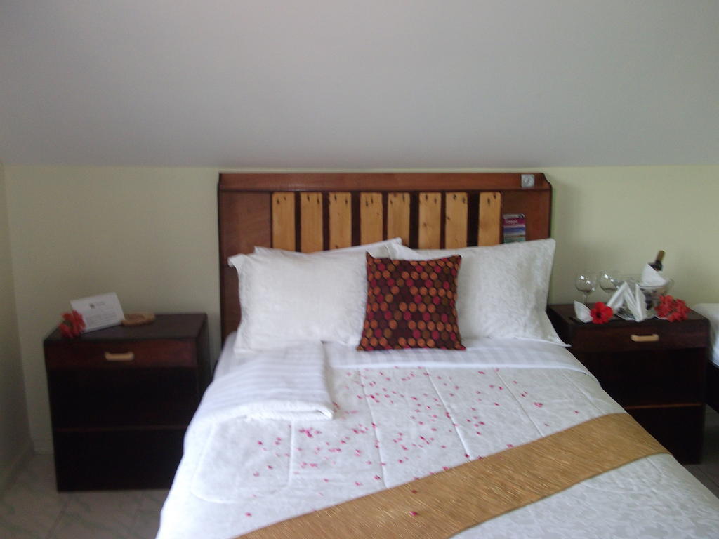 Malau Lodge Nuku'alofa Dış mekan fotoğraf